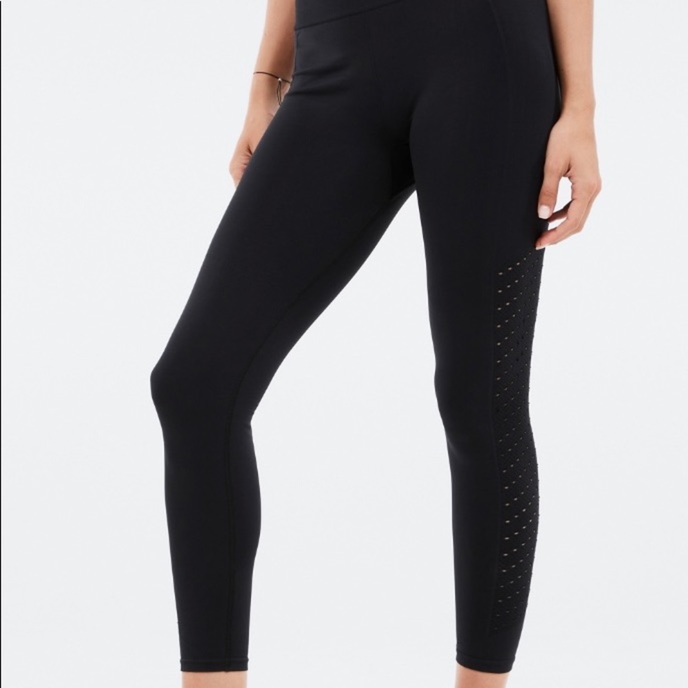 Black Fabletics Leggings